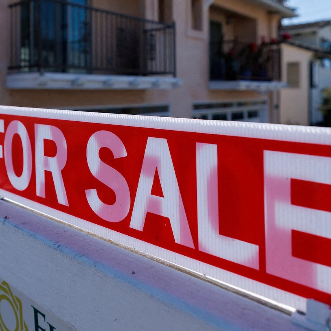 Mortgage Rates Drop to Lowest Level in Nearly Four Weeks