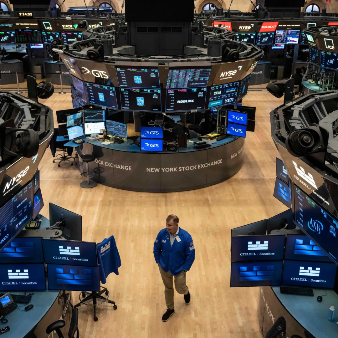 US Tech Stocks Decline Amid Concerns Over AI Spending